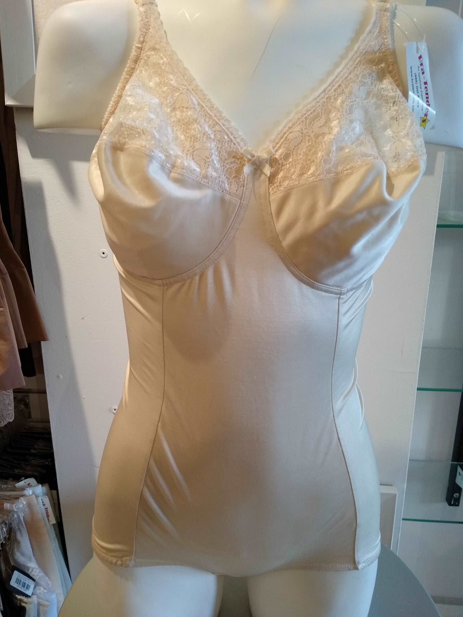 I would bet my life on the strength of vintage shapewear. The