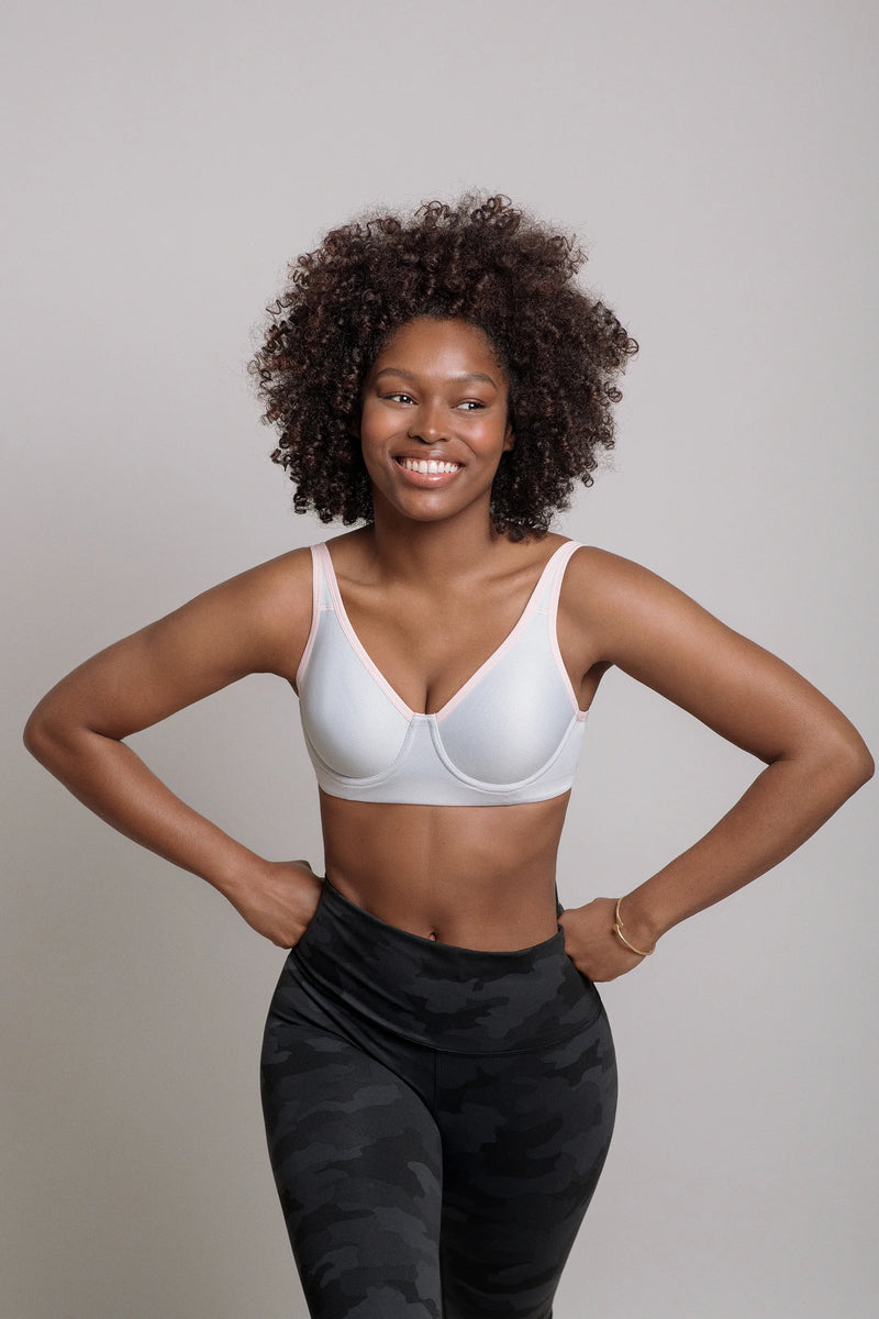 Sports Bra Makers Ignored Large-Breasted Women. Until Elyse Kaye