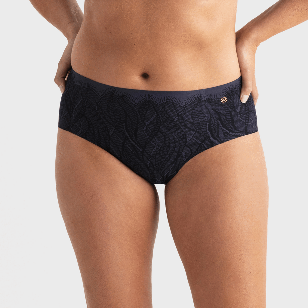 Seamless High-Waisted Bikini: Comfortable Underwear for Women – Evelyn &  Bobbie