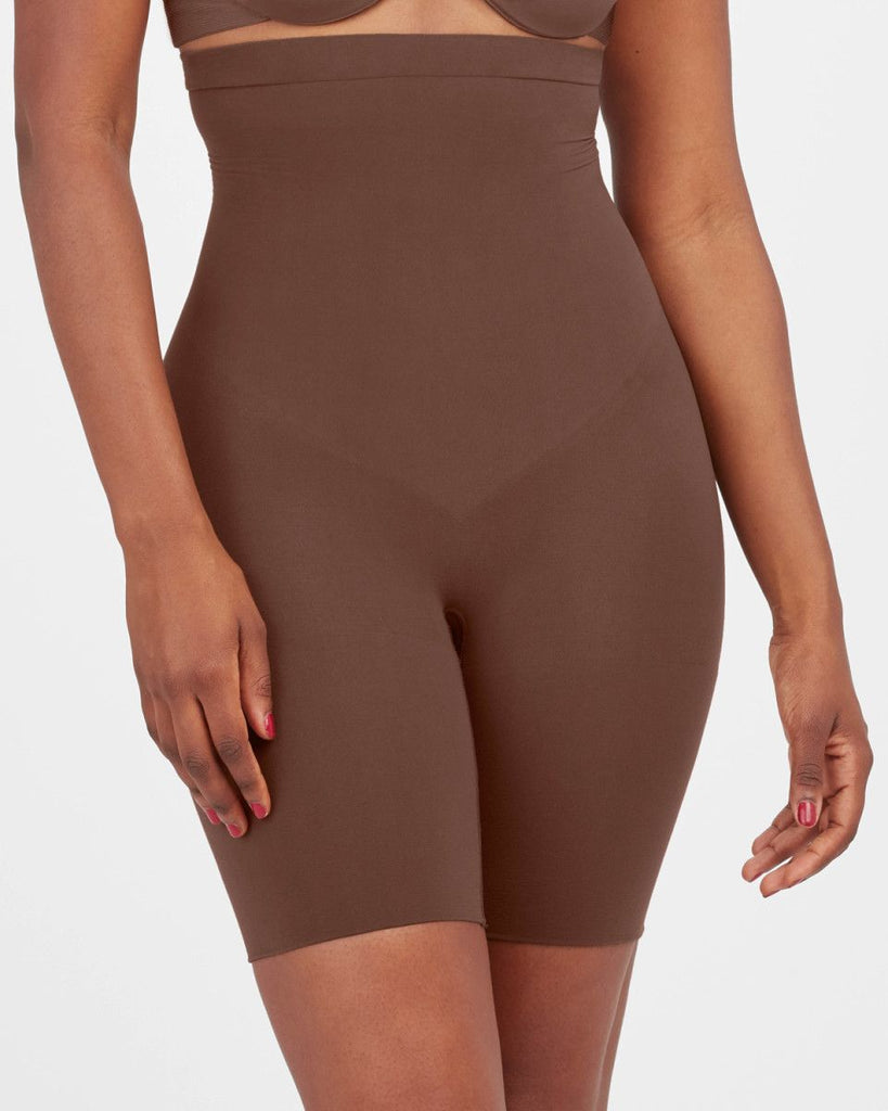 Spanx Shapewear for Women Tummy Control Power Short (Regular and Plus  Size), Soft Nude, s : : Clothing, Shoes & Accessories